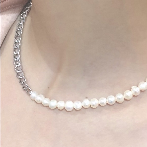 Gift 🎁 Half pearl half chain Contemporary Freshwater Pearl Cuban curb Necklace - Picture 2 of 8